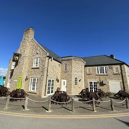 The Sandcastle - Part Of The The Bay Village With Pool, Gym And Direct Access, Pub, Restaurant, Tennis And Meadows Walks