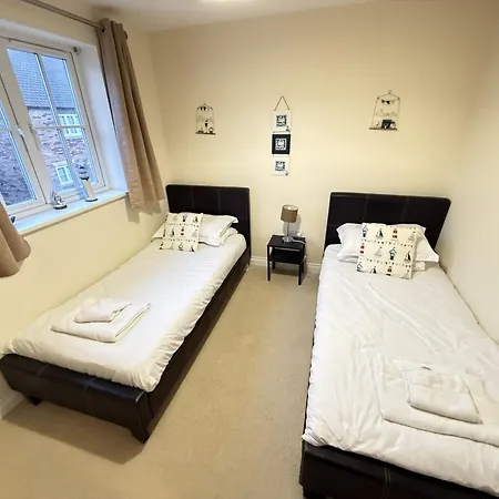 The Sandcastle - Part Of The The Bay Village With Pool, Gym And Direct Access, Pub, Restaurant, Tennis And Meadows Walks Filey