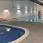 The Sandcastle - Part Of The The Bay Village With Pool, Gym And Direct Access, Pub, Restaurant, Tennis And Meadows Walks Holiday home *