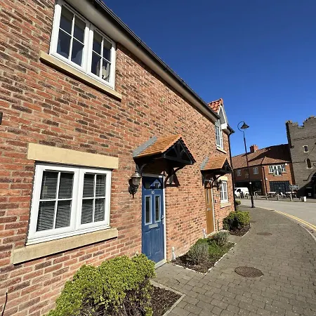 Holiday home The Sandcastle - Part Of The The Bay Village With Pool, Gym And Direct Access, Pub, Restaurant, Tennis And Meadows Walks