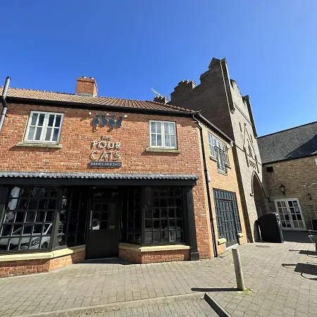 The Sandcastle - Part Of The The Bay Village With Pool, Gym And Direct Access, Pub, Restaurant, Tennis And Meadows Walks Filey